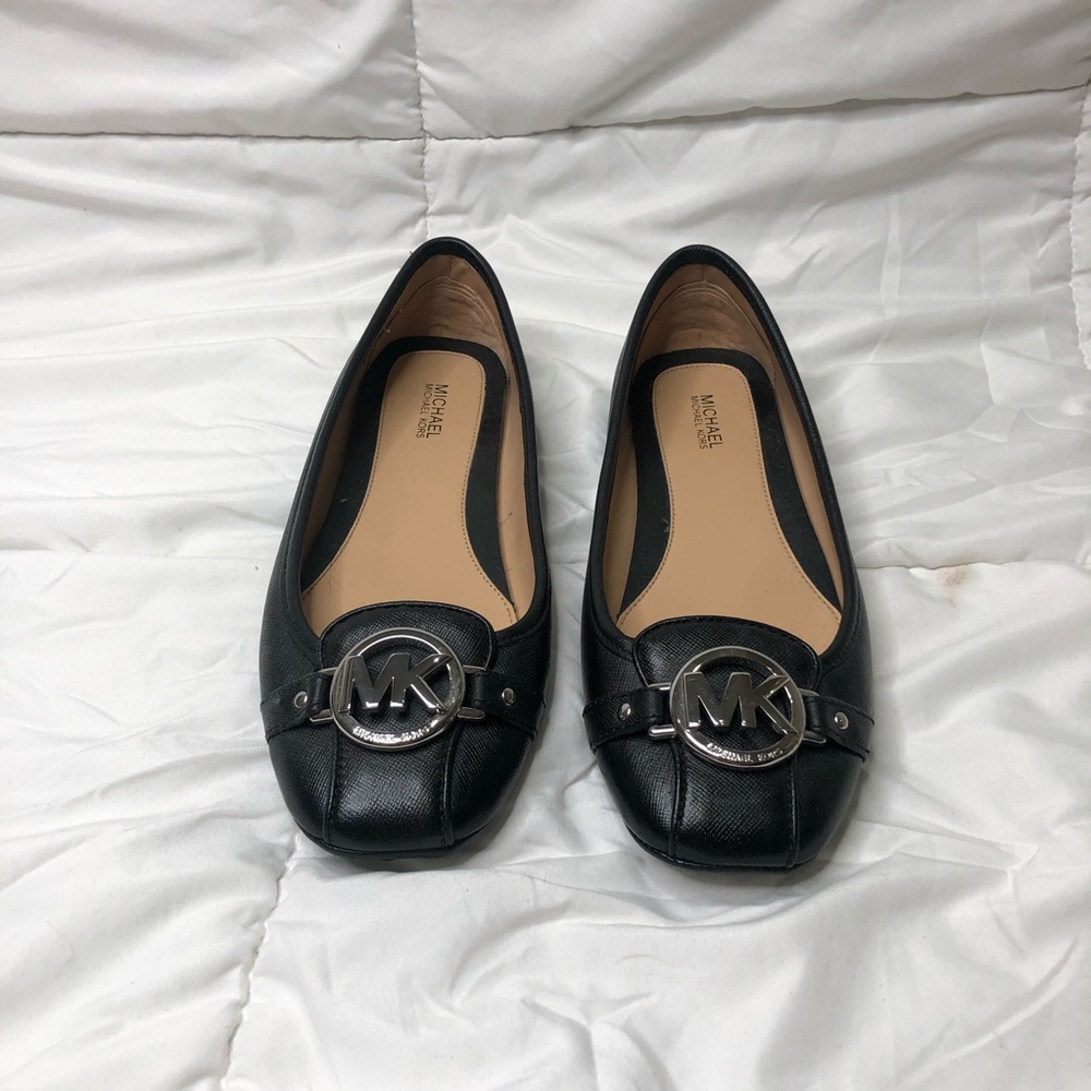 Michael Kors Flats Size 7.5
